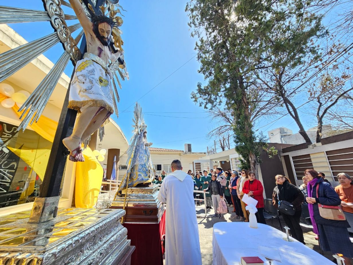 Visitas de las imágenes peregrinas al Centro de Hemoterapia
